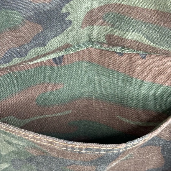 Mens Camo Hunting Jacket Divided Shell Pouches in Front Pocket Inside Game Pouch - Picture 13 of 16